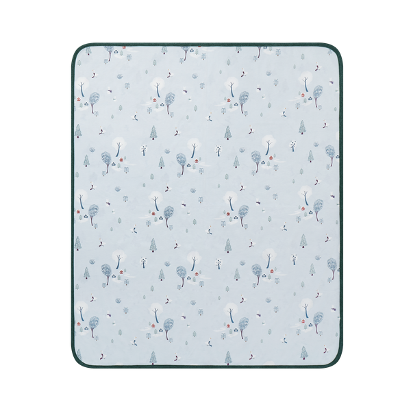 Nest Waterproof Change Pad - Winter Fun-Pumpkin Pie Kids Canada